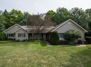 8275 Burleigh Rd, Grand Blanc, MI 48439