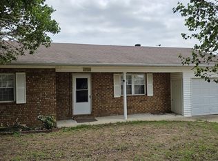 1010 10th St, Corning, AR 72422