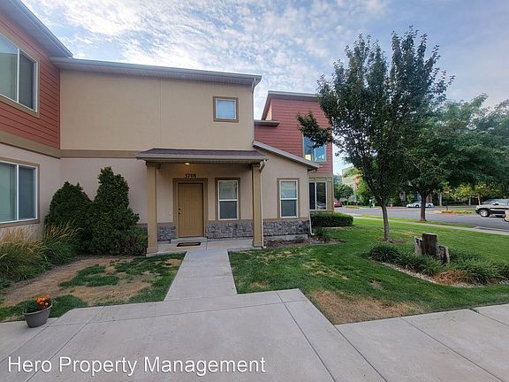 4th image of 3708 W Periwinkle Dr
