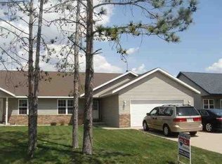 5450 Windy Dr, Stevens Point, WI 54482