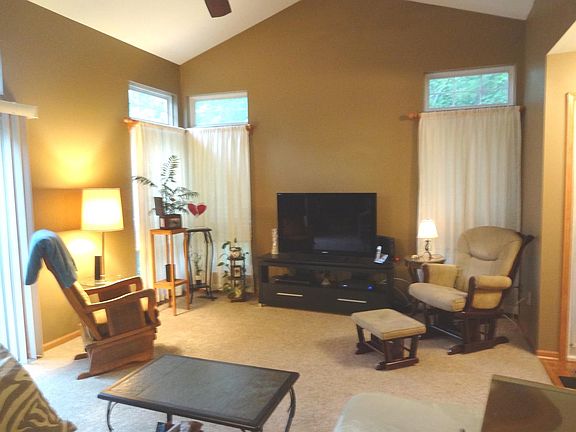 3rd image of 1639 Colfax Ct Unit 4