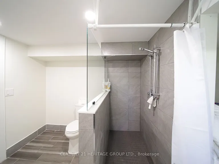 270 Brighton Ave — Photo 23