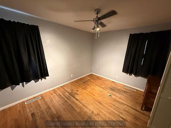 5th image of 2417 W Oklahoma Ave