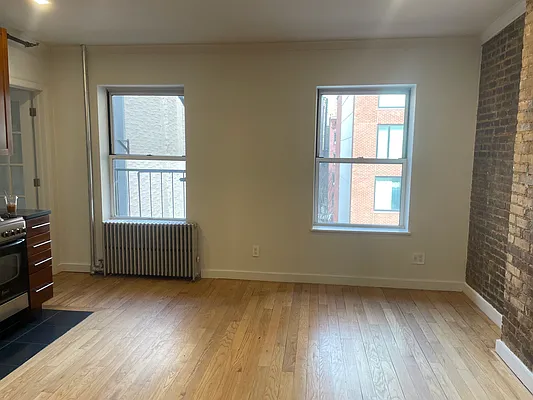 Rented by NorthStar REG LLC | media 9