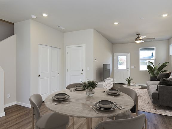 A dining space makes having meals with the family easy.