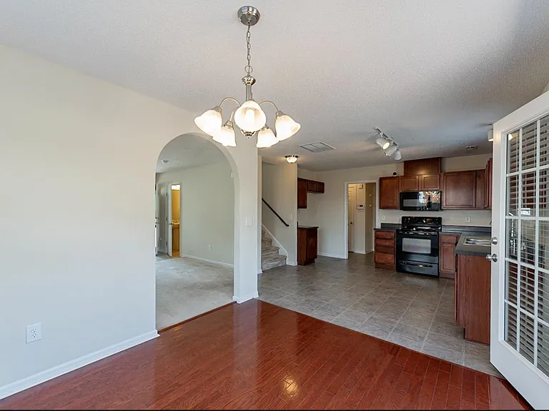 2708 Tulip Poplar Cir — Photo 6