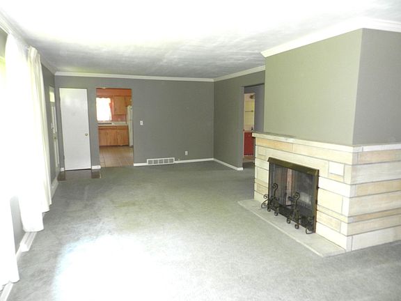 5th image of 155 Jamesway