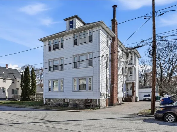 50 Jackson St, Woonsocket, RI 02895