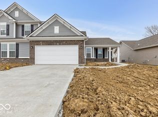235 Hunters Ridge Dr, Danville, IN 46122