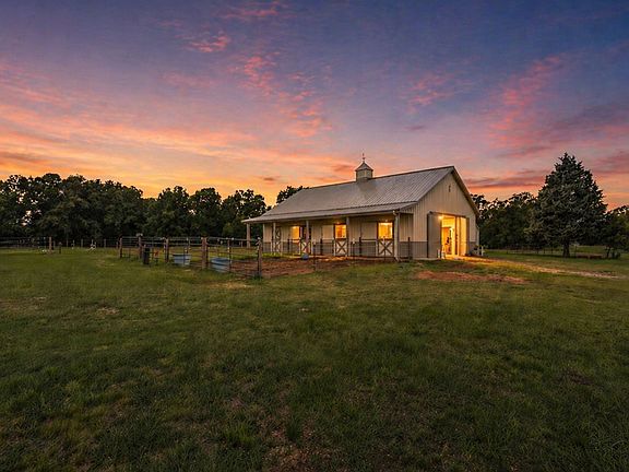 2nd image of 3317 Vz County Road 1804