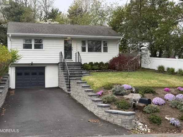 2555 Algonkin Trail, Manasquan, NJ 08736