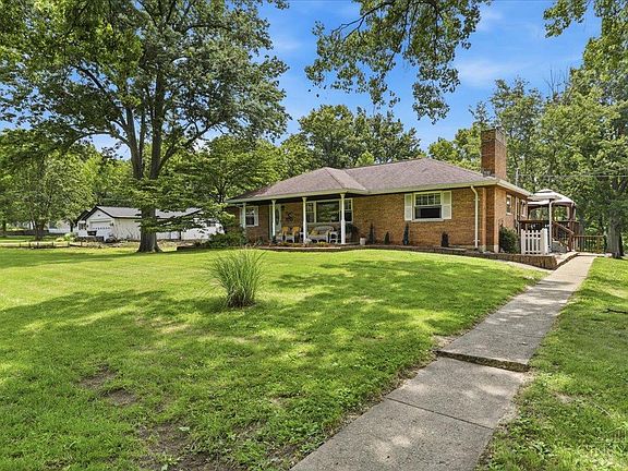 2nd image of 907 Blackburn Dr