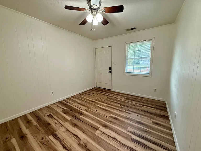 3705 Griffin St — Photo 1