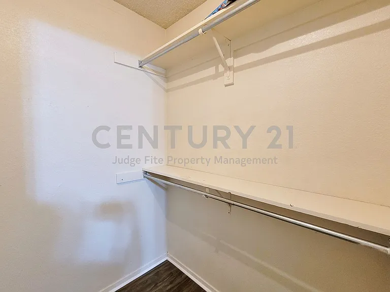 929 W Hickory St #A-8 — Photo 12