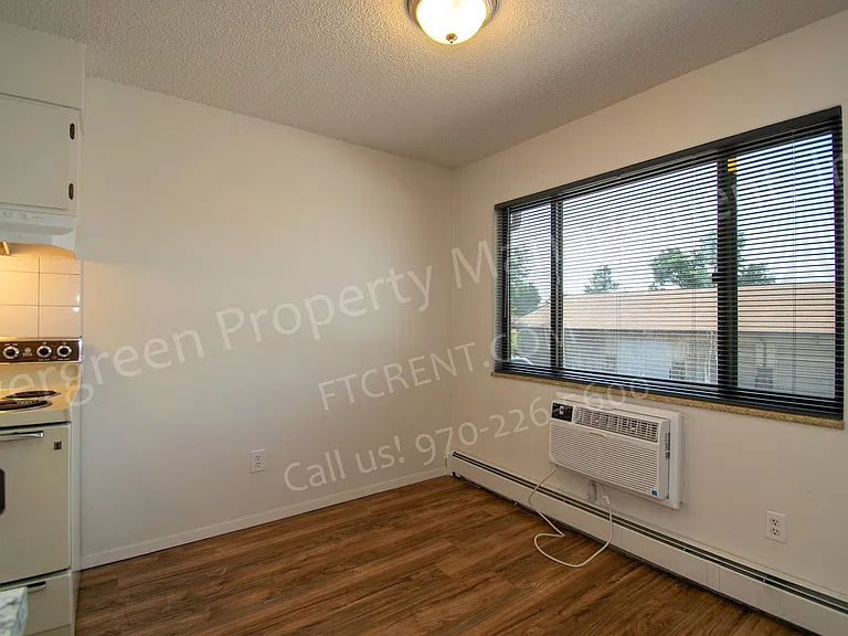 1428 S California Ave — Photo 11