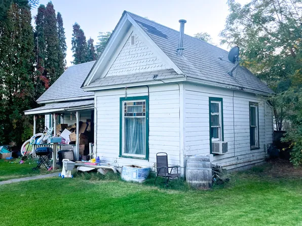 712 N 6th St, Yakima, WA 98901