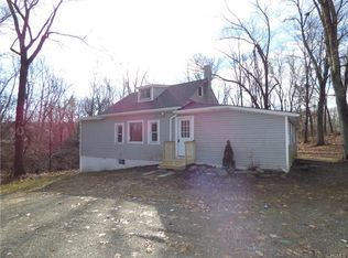 169 Glenmere Homesites Rd, Florida, NY 10921