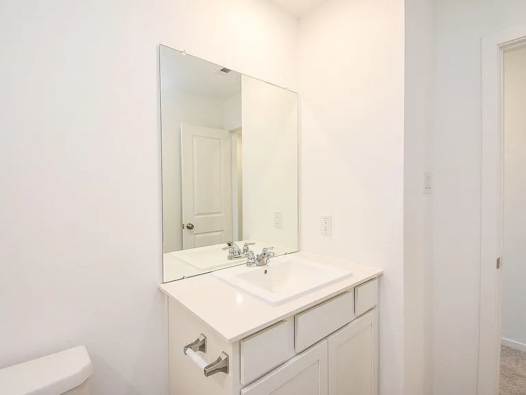 3045 Fantasy Terrace Dr — Photo 22