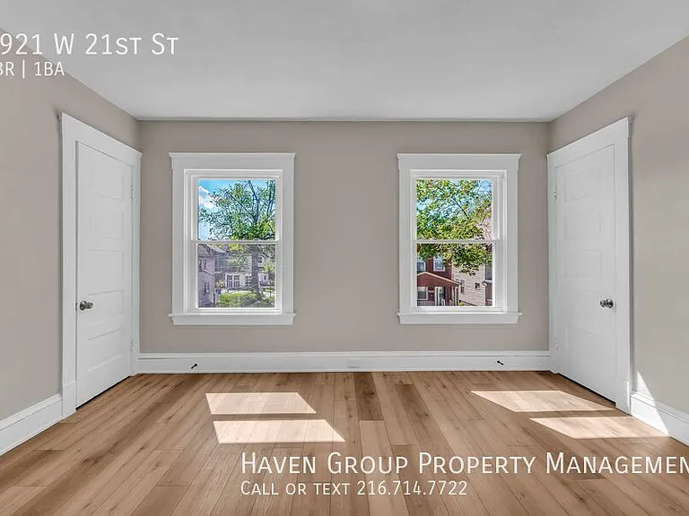 3921 W 21st St — Photo 13