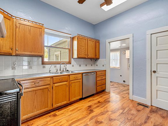2nd image of 102 E Academy Ave