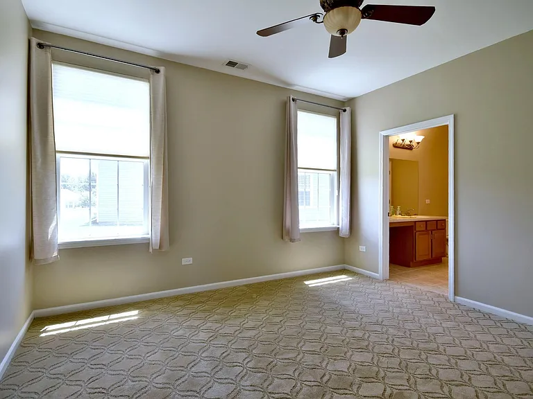 821 Voyage Way — Photo 29