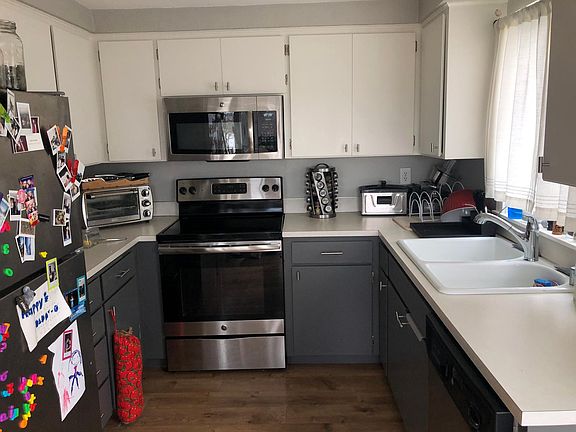5th image of 10732 Lake View Dr #B