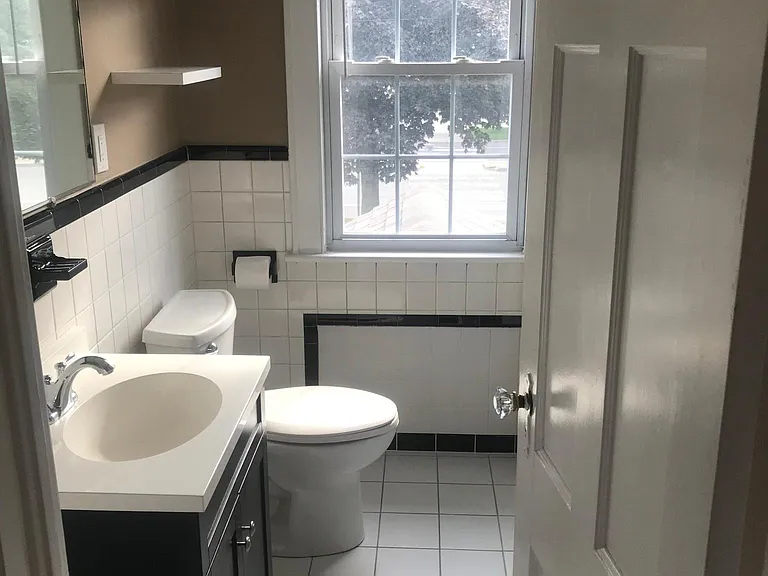 2021 Main St — Photo 12