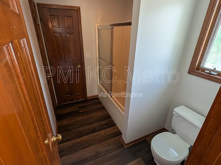 3905 SW 14th St — Photo 42