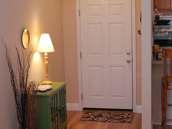 4th image of 208 Tennessee Dr