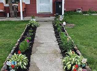 206 E 4th St, Clare, MI 48617