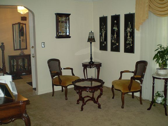3rd image of 28-20 158 Street