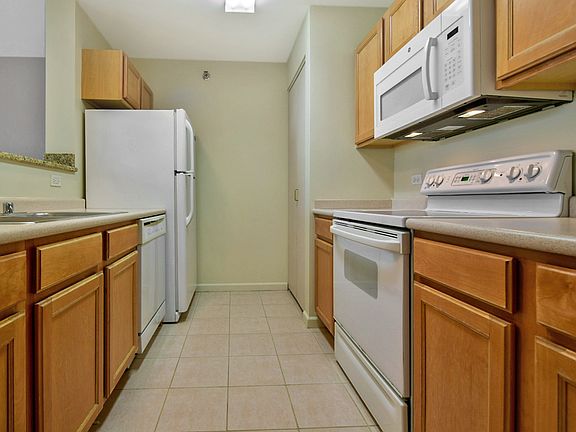5th image of 345 N Lasalle St #1904