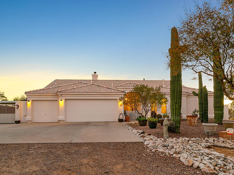 1st image of 8745 N Camino De Oeste