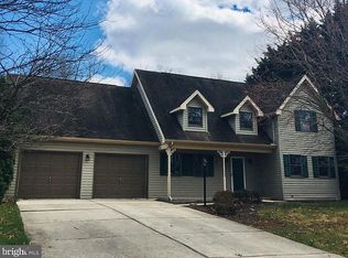 6887 Fairway Dr E, Fayetteville, PA 17222