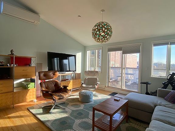 5th image of 319 18th St #Penthouse