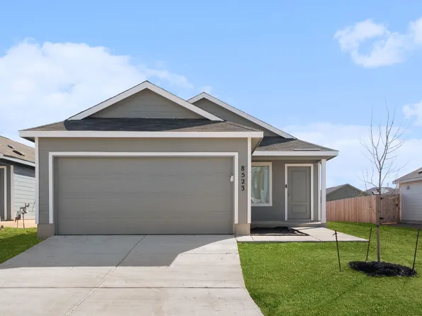 8523 Astral Pl, San Antonio, TX 78252