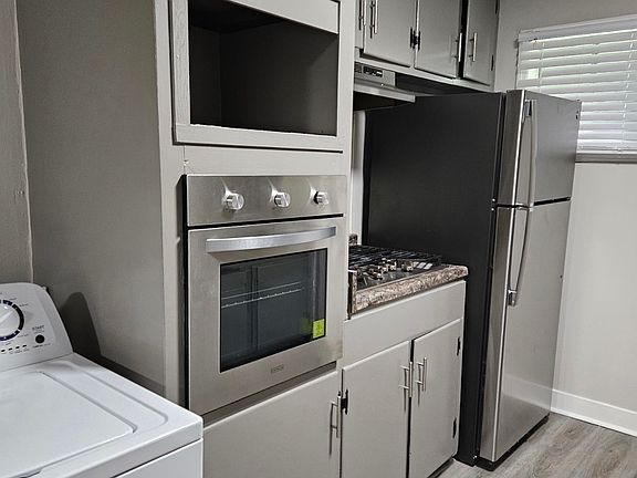 5th image of 101 King St