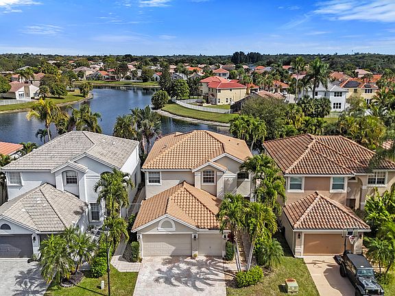 5th image of 7340 Providence Road