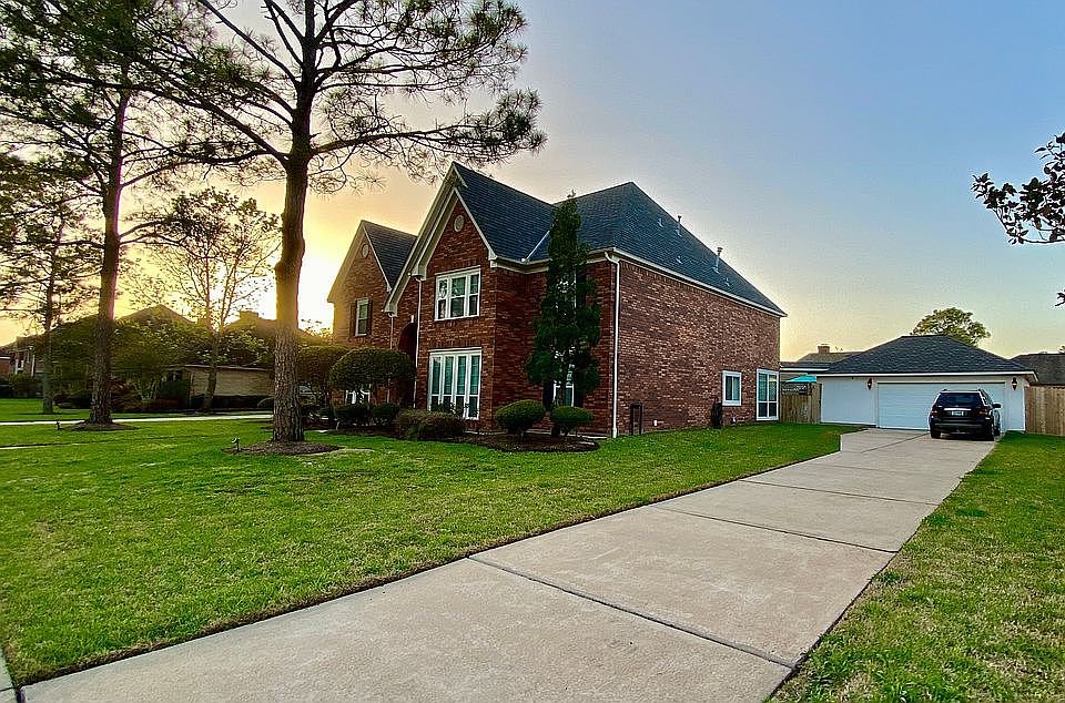 1st image of 3319 Cumberland Dr
