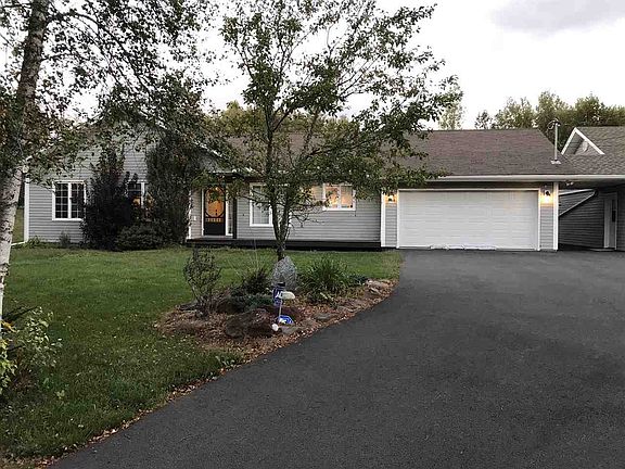 3rd image of 58 Hillridge Dr