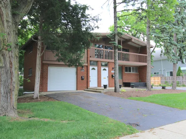 956 Deerfield Rd Unit 2, Deerfield, IL 60015