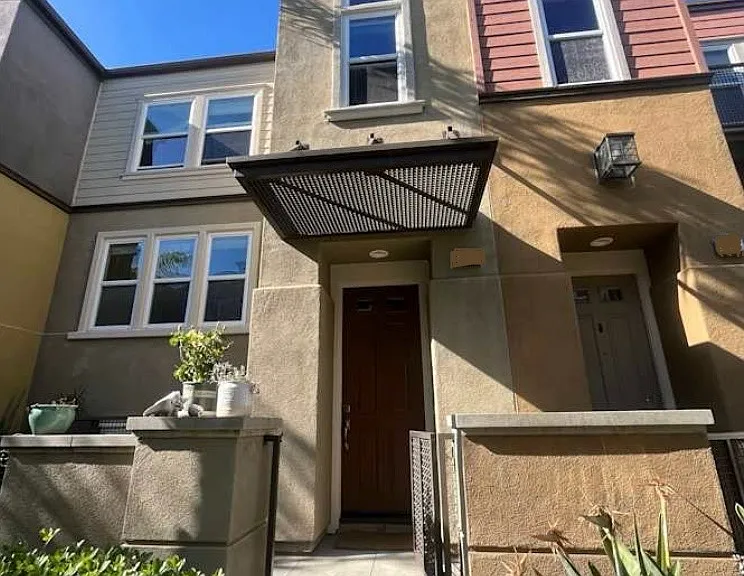 4 Bluefin Ct — Photo 2