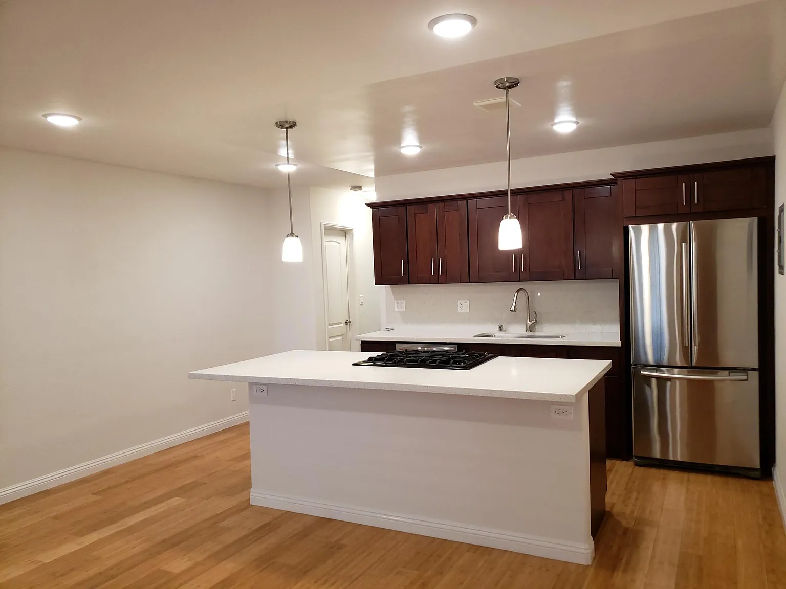 4415 Inglewood Blvd — Photo 3