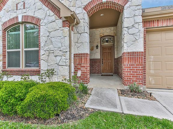 3rd image of 16410 Stable Manor Ln