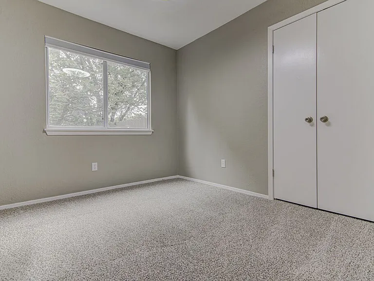 12430 Wycliff Ln — Photo 23