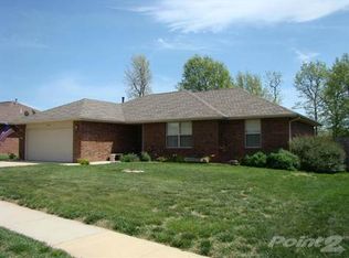 3822 W Creekside Ct, Springfield, MO 65802