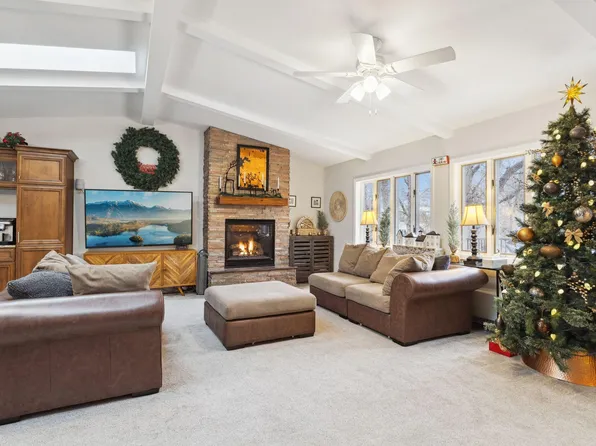 3551 Orchard Ln, Minnetonka, MN 55305