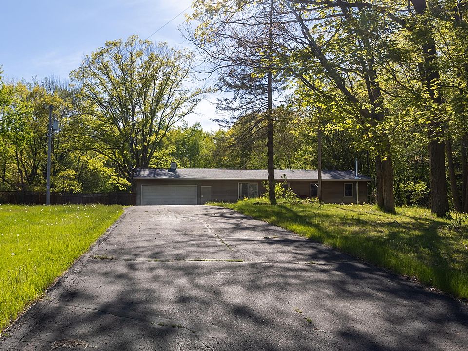 1st image of 301 Old County Road D