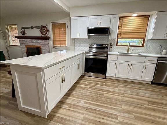 2nd image of 5561 Old Providence Rd