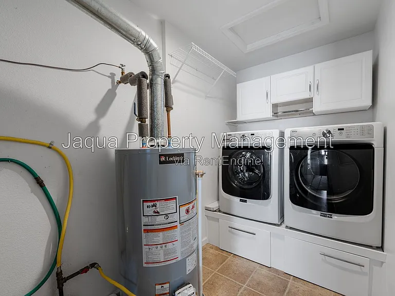 4663 Andover Woods Ct — Photo 26